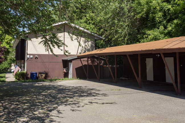 1719 Lake St in Salt Lake City, UT - Foto de edificio - Building Photo