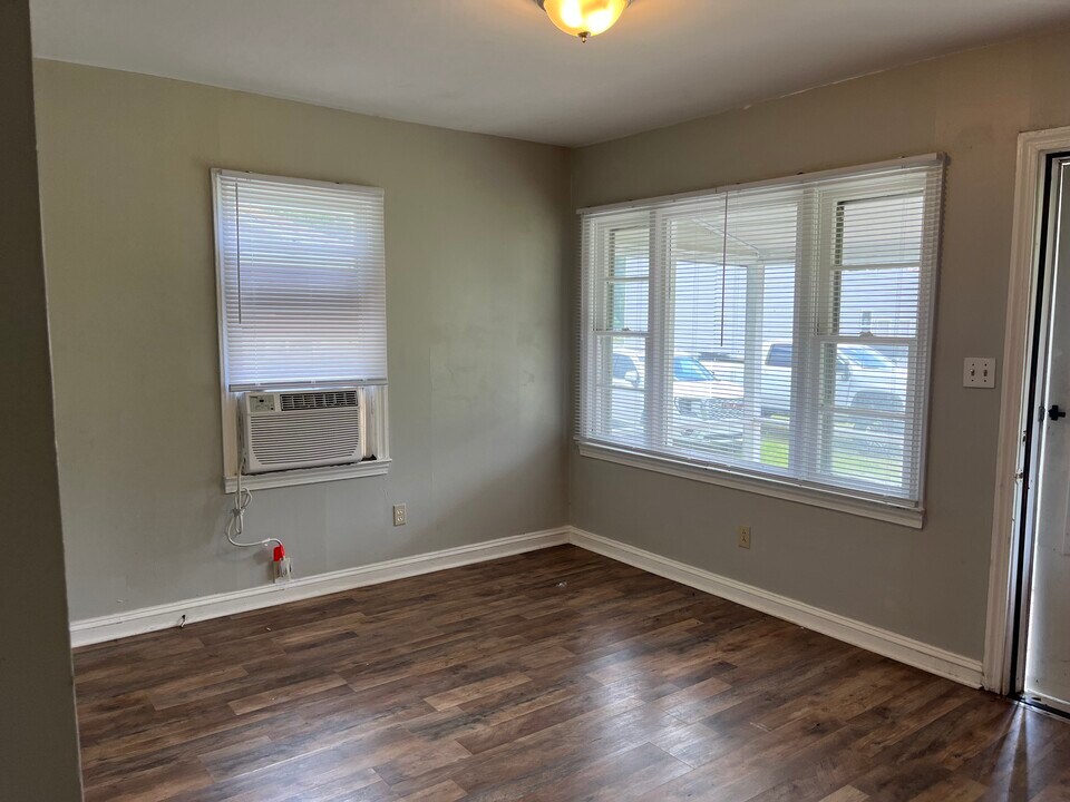713 Tallman Cir in Midway Park, NC - Building Photo
