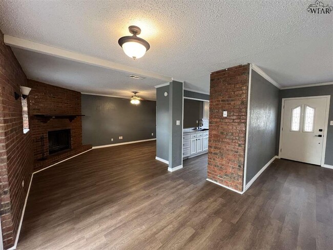 5026 Lakefront Dr in Wichita Falls, TX - Building Photo - Building Photo