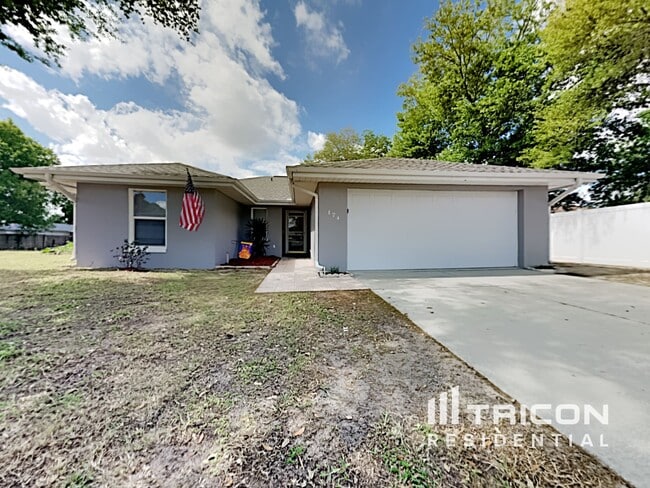 174 Lake Daisy Terrace in Winter Haven, FL - Building Photo - Building Photo