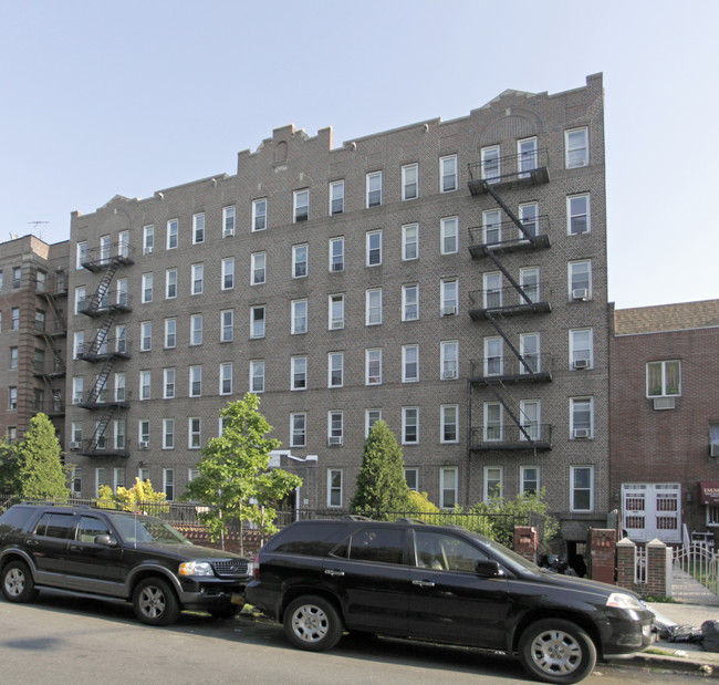 75 Lenox Rd in Brooklyn, NY - Foto de edificio - Building Photo