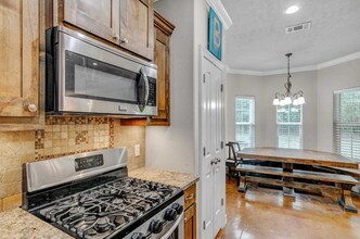 6407 Norwood St in Orange, TX - Building Photo - Building Photo