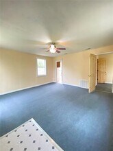 305 4th St SW in Paris, TX - Building Photo - Building Photo