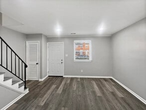 4344 Roberton Ave in Baltimore, MD - Building Photo - Building Photo