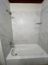 4057 Woodfox St in Houston, TX - Building Photo - Building Photo