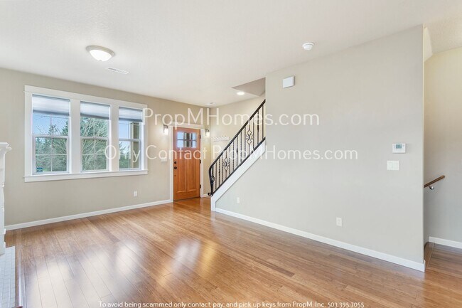 1230 N Buffalo St in Portland, OR - Building Photo - Building Photo
