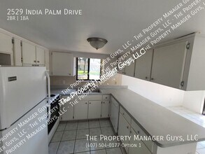 2529 India Palm Dr in Edgewater, FL - Building Photo - Building Photo
