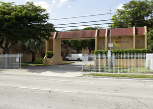 Puerta Del Sol in Miami, FL - Building Photo - Building Photo