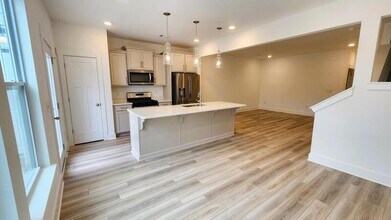 132 Marston Ln in Greenville, SC - Building Photo - Building Photo