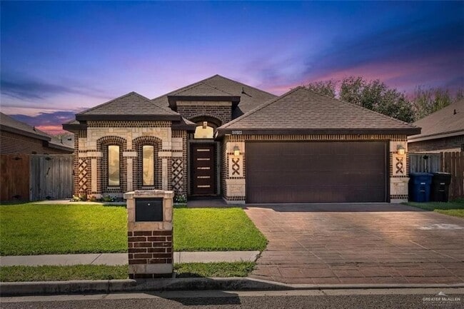 property at 10925 N 30th St