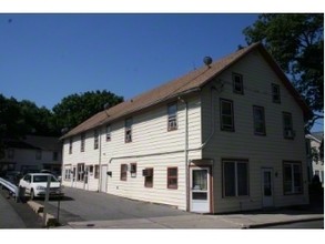 14 Court St in Flemington, NJ - Building Photo - Building Photo