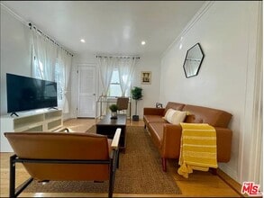 907 18th St in Santa Monica, CA - Building Photo - Building Photo