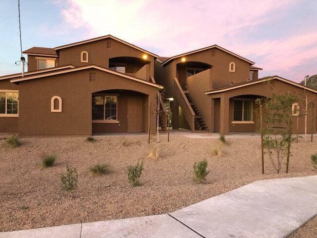 10402 N 9th Ave, Unit A in Phoenix, AZ - Building Photo - Building Photo