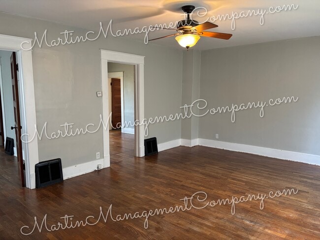 2201 S Grand Ave in Sedalia, MO - Building Photo - Building Photo