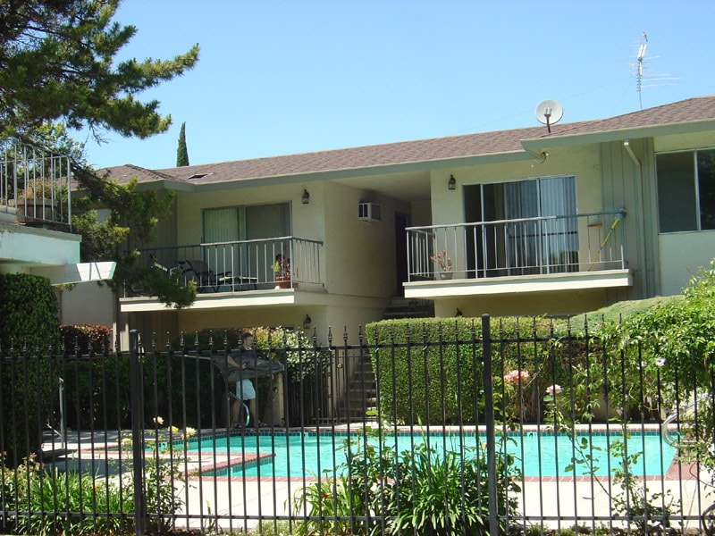 Aggie Garden Apartments in Davis, CA - Building Photo