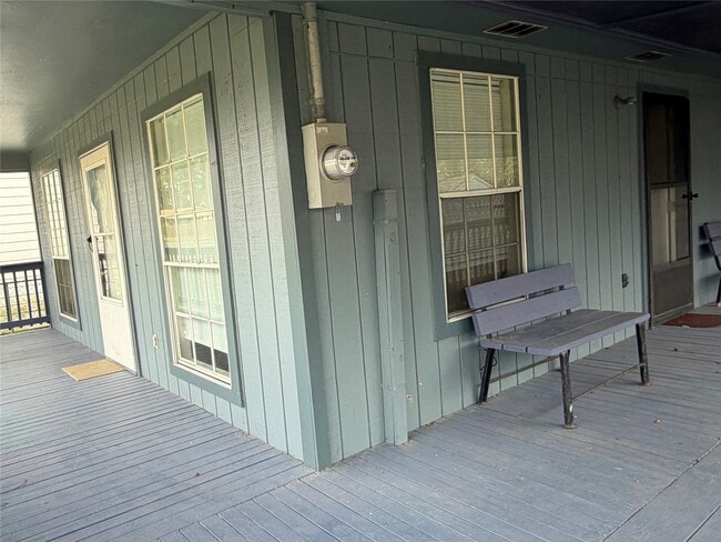 141 Cherry Tree in Livingston, TX - Building Photo - Building Photo