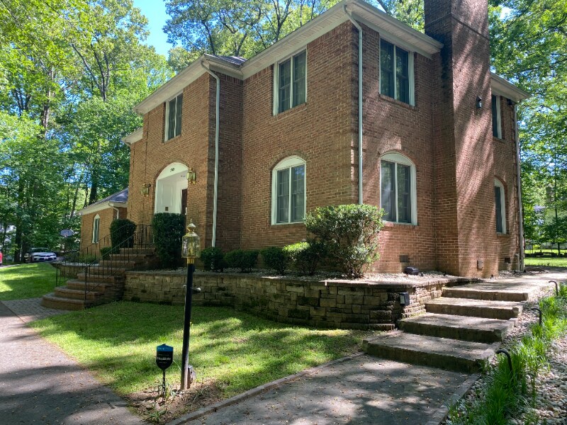 7700 Warfield Rd in Gaithersburg, MD - Building Photo
