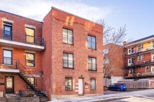 2654-2662 Frontenac St in Montréal, QC - Building Photo