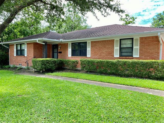 9521 Liptonshire Dr in Dallas, TX - Foto de edificio - Building Photo