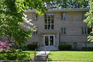 1077 East Ave in Rochester, NY - Building Photo