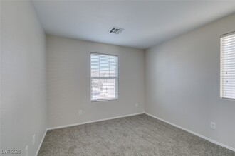 4530 Lime Straight Dr in Las Vegas, NV - Building Photo - Building Photo