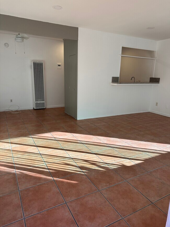 4107 Sunset Dr in Los Angeles, CA - Building Photo - Building Photo