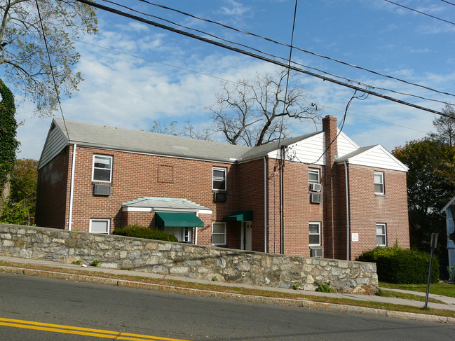 25 Maple St in Norwalk, CT - Building Photo - Building Photo