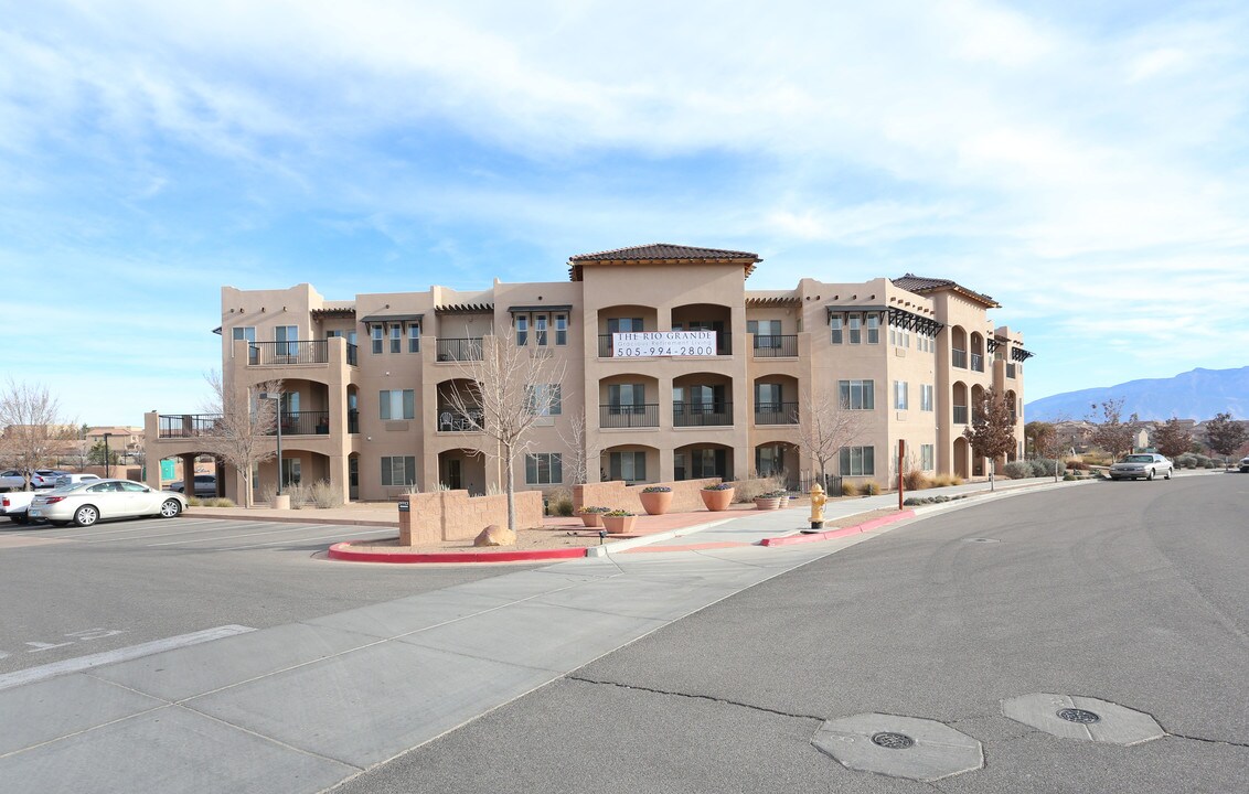 The Rio Grande Gracious Retirement Living in Rio Rancho, NM - Building Photo