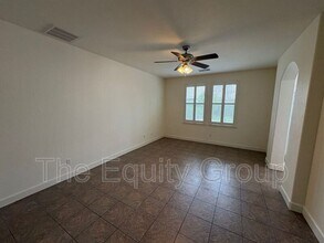 144 E Reese Ave in Visalia, CA - Building Photo - Building Photo