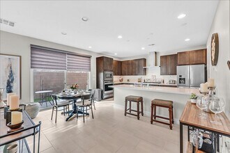 11313 Gravitation Dr in Las Vegas, NV - Building Photo - Building Photo