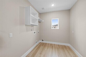 2610 Piemonte Avenue Cir in Spring, TX - Building Photo - Building Photo