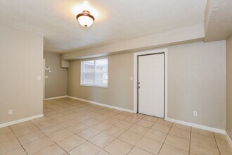6054 SW 19th St in Miramar, FL - Building Photo - Building Photo