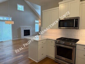 2439 NW Drouillard Ave in Bend, OR - Building Photo - Building Photo