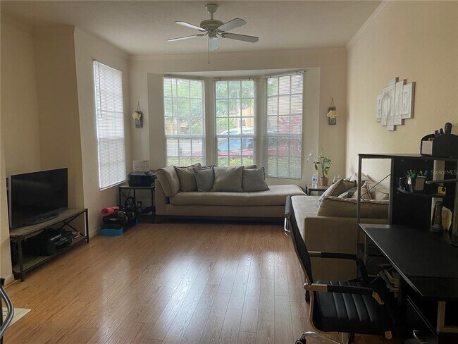 6360 Raleigh St in Orlando, FL - Building Photo - Building Photo