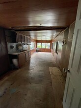 1905 Alice Dr in Astor, FL - Building Photo - Building Photo