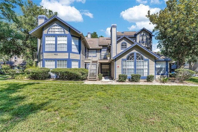 property at 955 Forest Ridge Ct