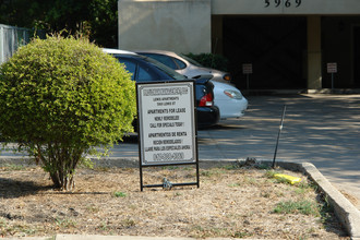 Lewis Apartment in Dallas, TX - Building Photo - Building Photo