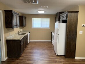 10588 State Hwy 64 in Tyler, TX - Building Photo - Building Photo