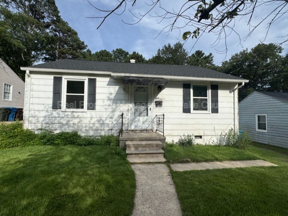 1211 Rosewood St in Durham, NC - Building Photo