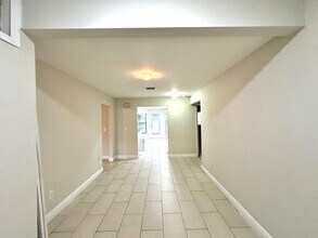 8161 Winged Foot Dr in Ft. Myers, FL - Building Photo - Building Photo