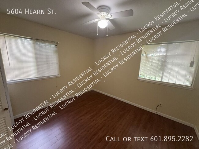 5604 Hearn St in Jackson, MS - Building Photo - Building Photo
