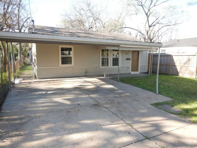 property at 4218 Buck St