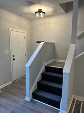 2027 Carey Wy in Pittsburgh, PA - Building Photo - Building Photo