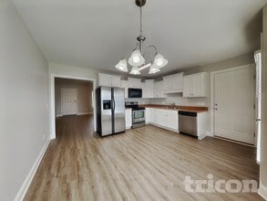 224 Melanie Ln in Willow Spring, NC - Building Photo - Building Photo