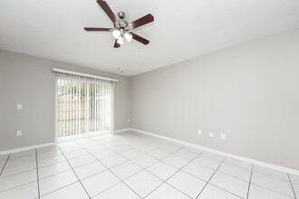 1505 Sunset View Cir in Apopka, FL - Building Photo - Building Photo