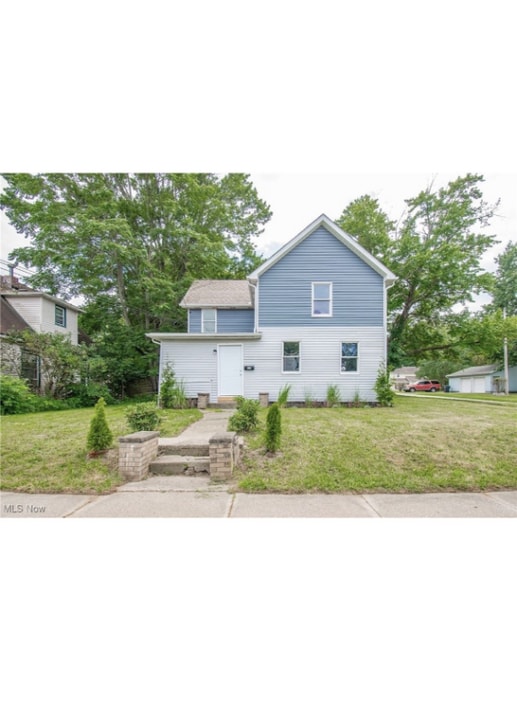 225 E Bergey St in Wadsworth, OH - Foto de edificio