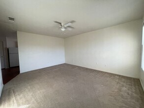 5102 Lauren Lea Dr-Unit -# B in Killeen, TX - Building Photo - Building Photo