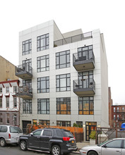 552 Lafayette in Brooklyn, NY - Building Photo - Building Photo