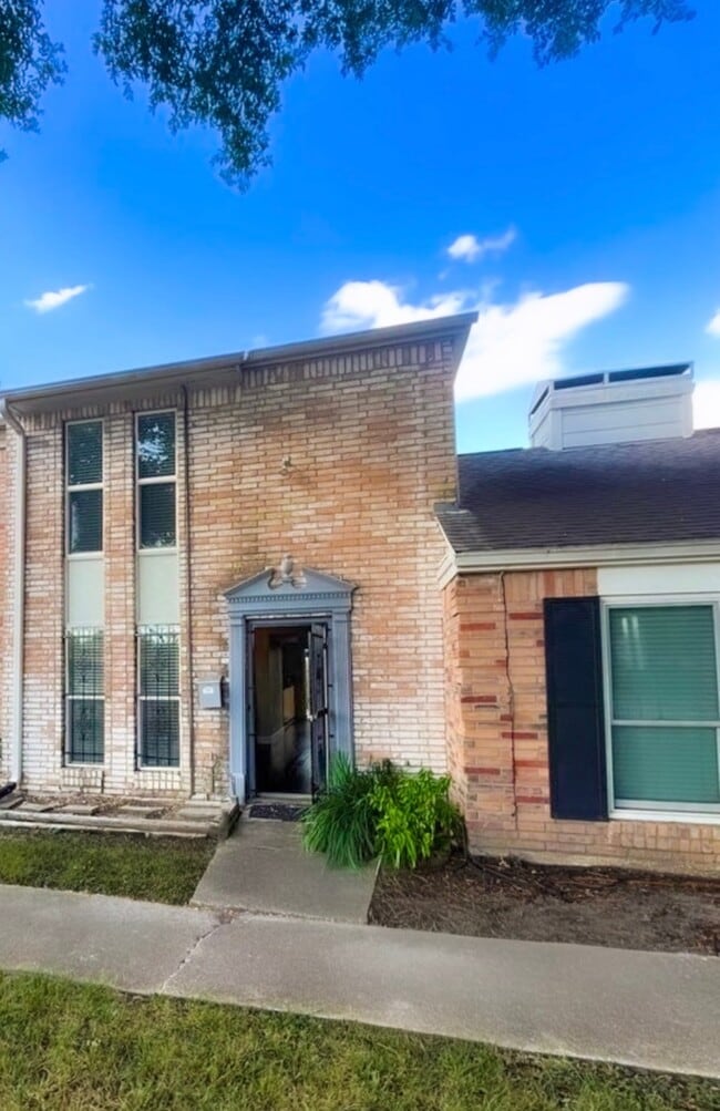 property at 6416 Bankside Dr