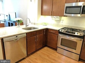 8005 13th St in Silver Spring, MD - Building Photo - Building Photo